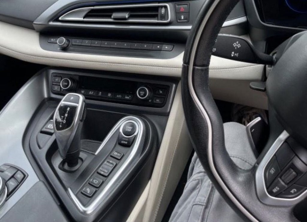 Used BMW i8 2015 for sale - 77263635: Photo 14