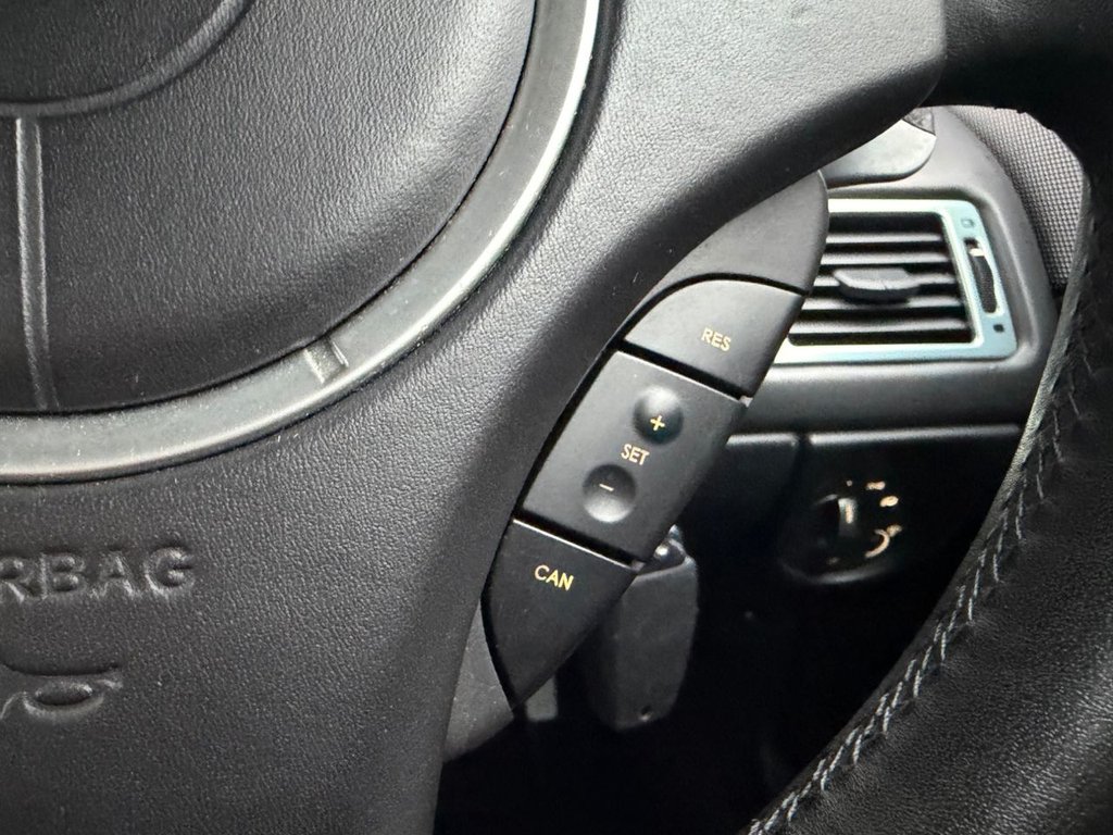 Used Aston Martin DB9 2006 for sale - 76950633: Photo 40