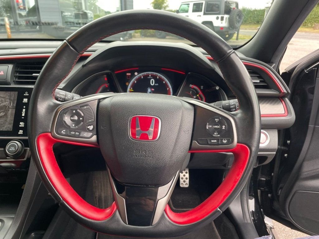 Used Honda Civic 2018 for sale - 77263425: Photo 15