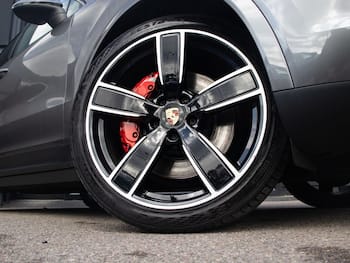 Used Porsche Cayenne 2019 for sale - 79818356: Photo
