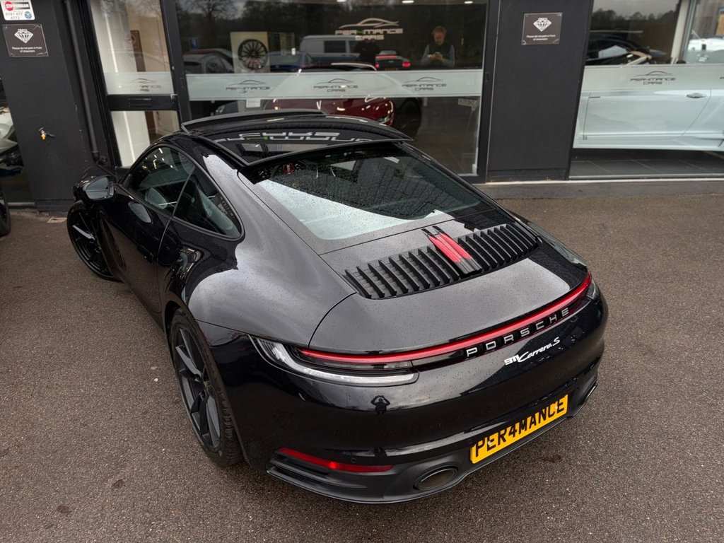 Used Porsche 911 2021 for sale - 77835091: Photo 17