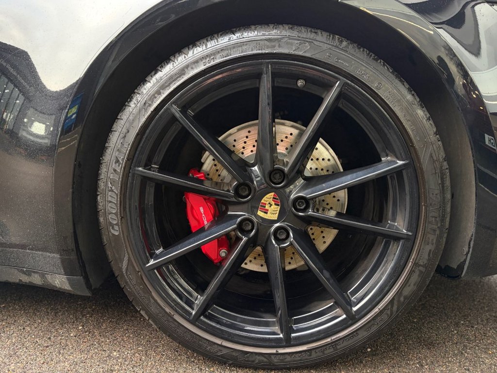 Used Porsche 911 2021 for sale - 77835091: Photo 32