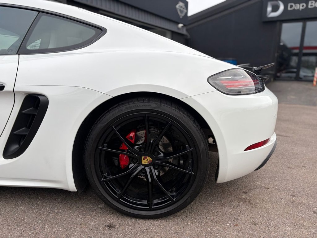 Used Porsche Cayman 2021 for sale - 77072594: Photo 31