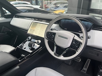 Used Land Rover Range Rover Sport 2023 for sale - 76132738: Photo 3