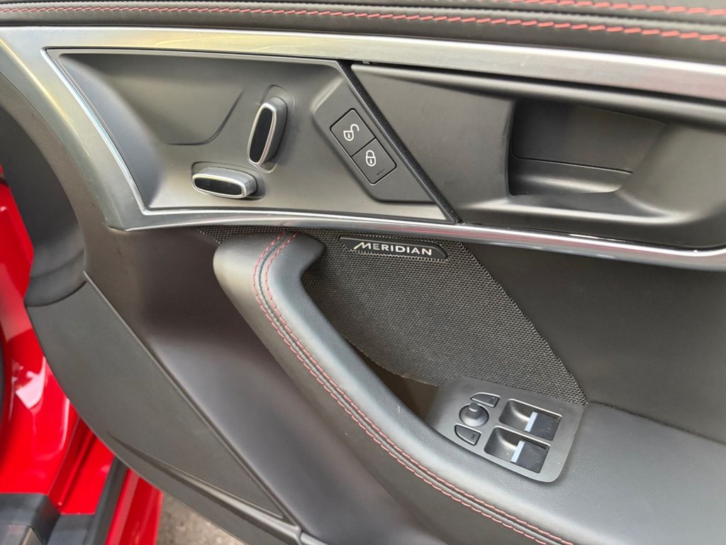 Used Jaguar F-Type 2019 for sale - 76510080: Photo 37