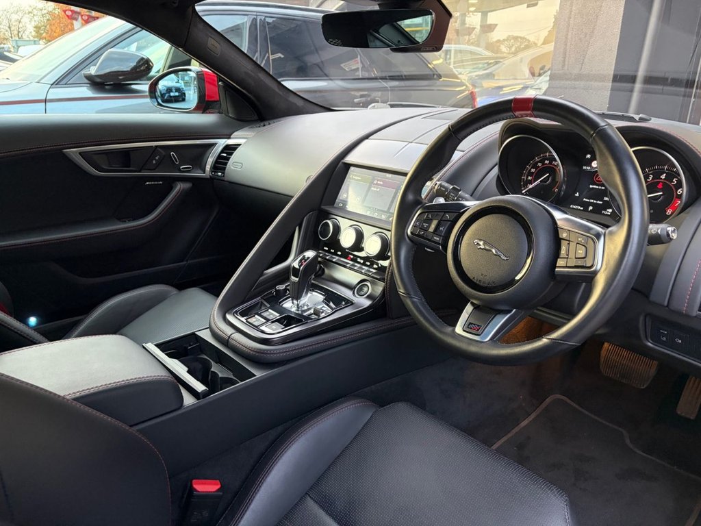 Used Jaguar F-Type 2019 for sale - 76510080: Photo 5