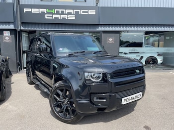 Used Land Rover Defender 130 2024 for sale - 78673015: Photo