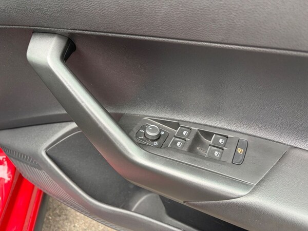Used Volkswagen Polo 2024 for sale - 76266495: Photo 37