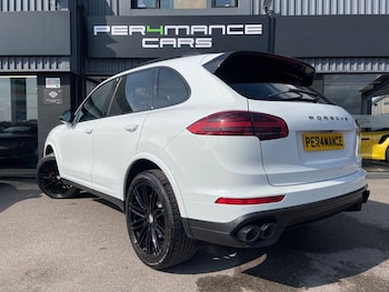 Used Porsche Cayenne 2016 for sale - 78315192: Photo