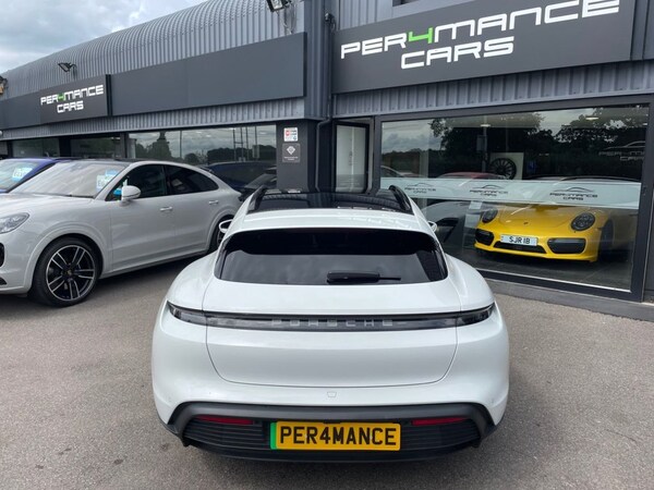 Used Porsche Taycan 2023 for sale - 75384215: Photo 31