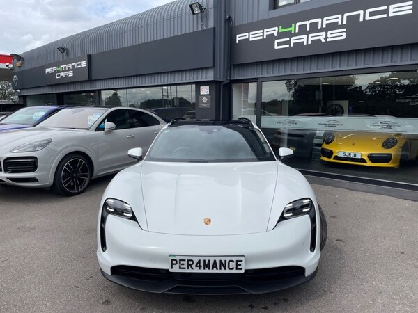 Used Porsche Taycan 2023 for sale - 75384215: Photo 5
