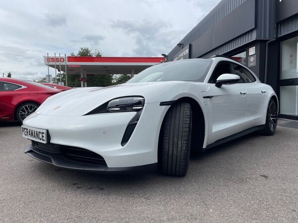 Used Porsche Taycan 2023 for sale - 75384215: Photo 8