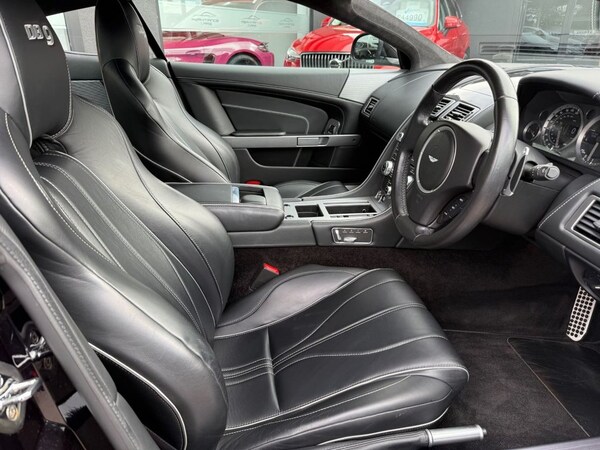 Used Aston Martin DB9 2014 for sale - 75739038: Photo 31