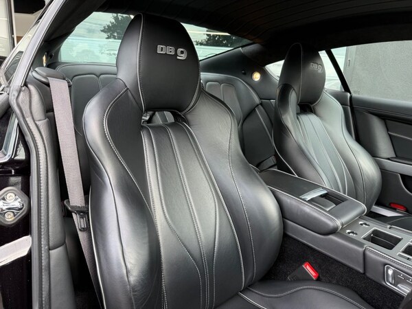 Used Aston Martin DB9 2014 for sale - 75739038: Photo 38