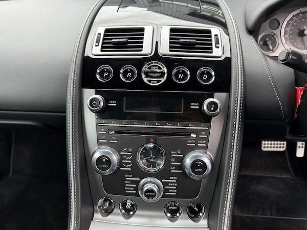 Used Aston Martin DB9 2014 for sale - 75739038: Photo 41