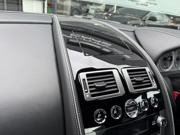 Used Aston Martin DB9 2014 for sale - 75739038: Photo 43