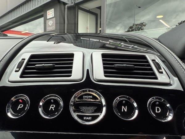 Used Aston Martin DB9 2014 for sale - 75739038: Photo 44