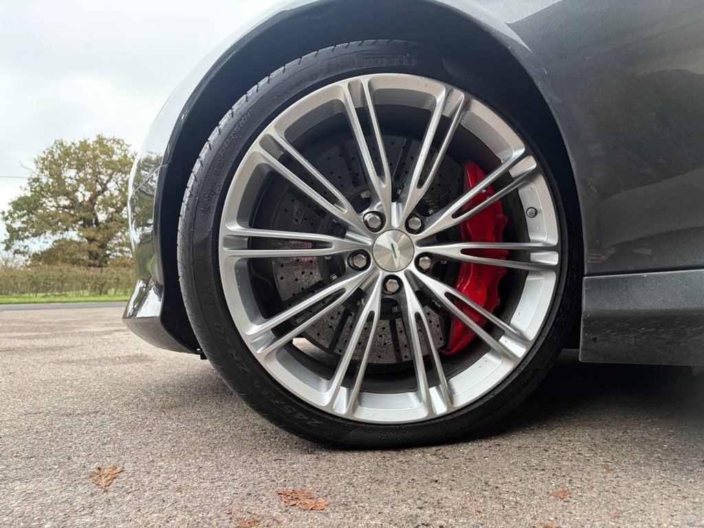 Used Aston Martin DB9 2013 for sale - 76711048: Photo 3