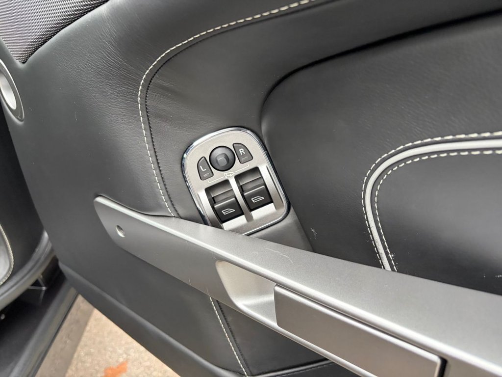 Used Aston Martin DB9 2013 for sale - 76711048: Photo 40