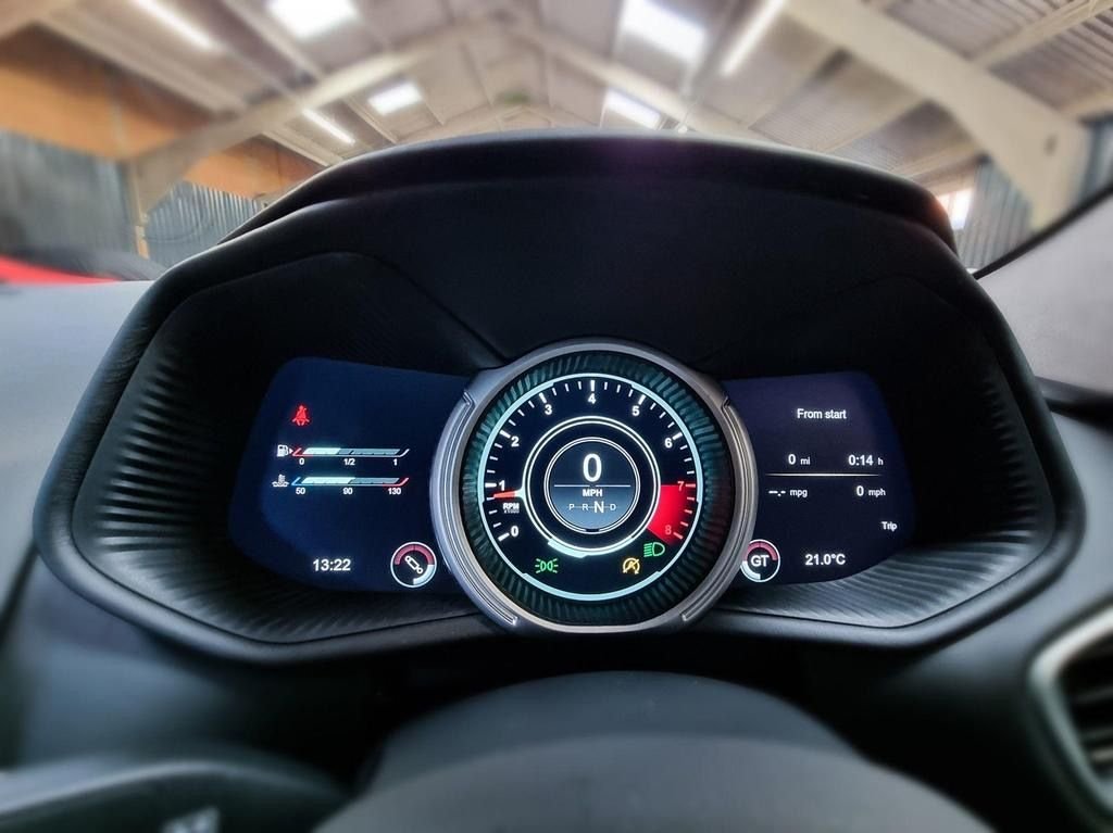 Used Aston Martin DB11 2018 for sale - 77693425: Photo 16