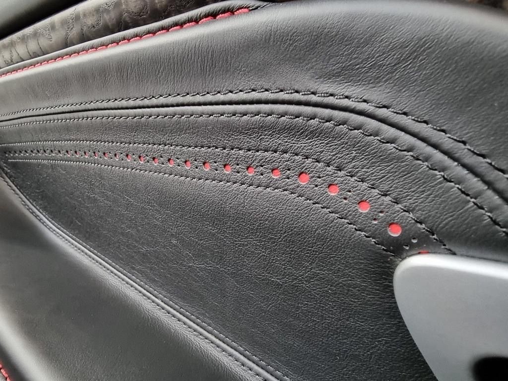 Used Aston Martin DB11 2018 for sale - 77693425: Photo 21