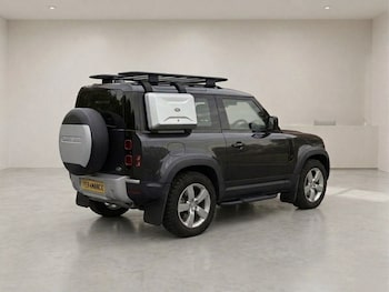 Used Land Rover Defender 2023 for sale - 78738679: Photo