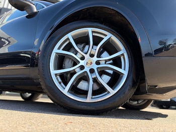 Used Porsche Cayenne 2019 for sale - 78350089: Photo