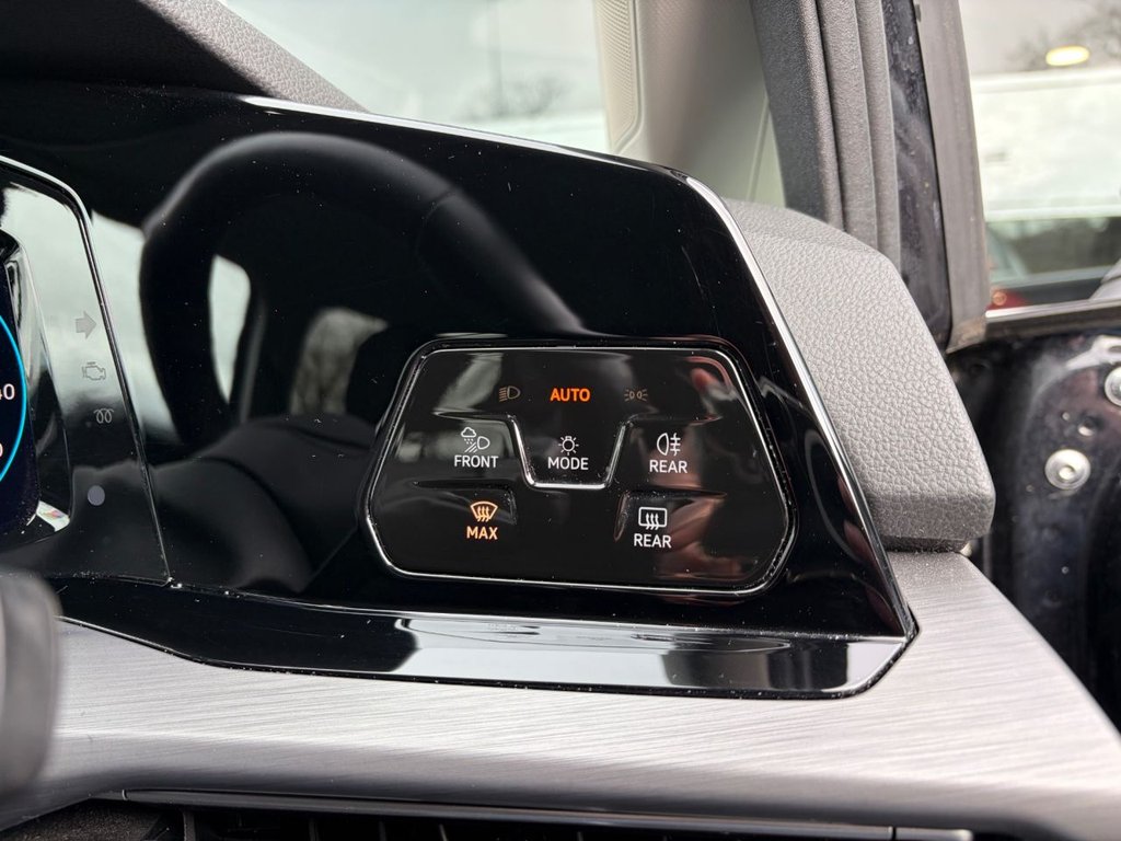 Used Volkswagen Golf 2023 for sale - 77422712: Photo 47