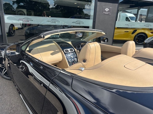 Used Aston Martin Vantage 2016 for sale - 75473832: Photo 17