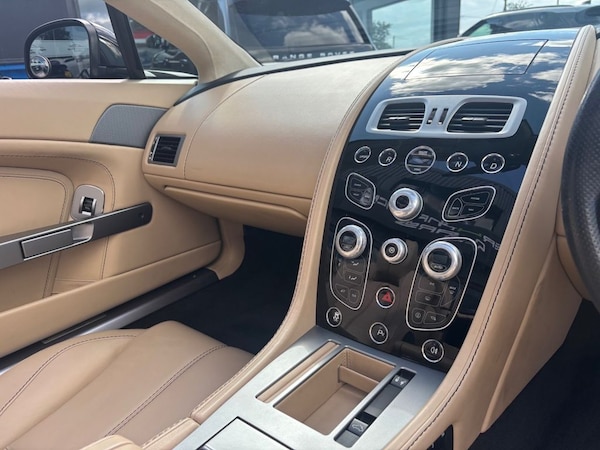 Used Aston Martin Vantage 2016 for sale - 75473832: Photo 28