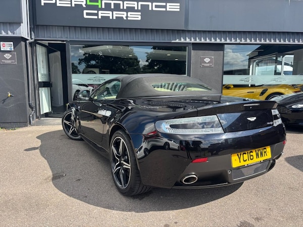 Used Aston Martin Vantage 2016 for sale - 75473832: Photo 9