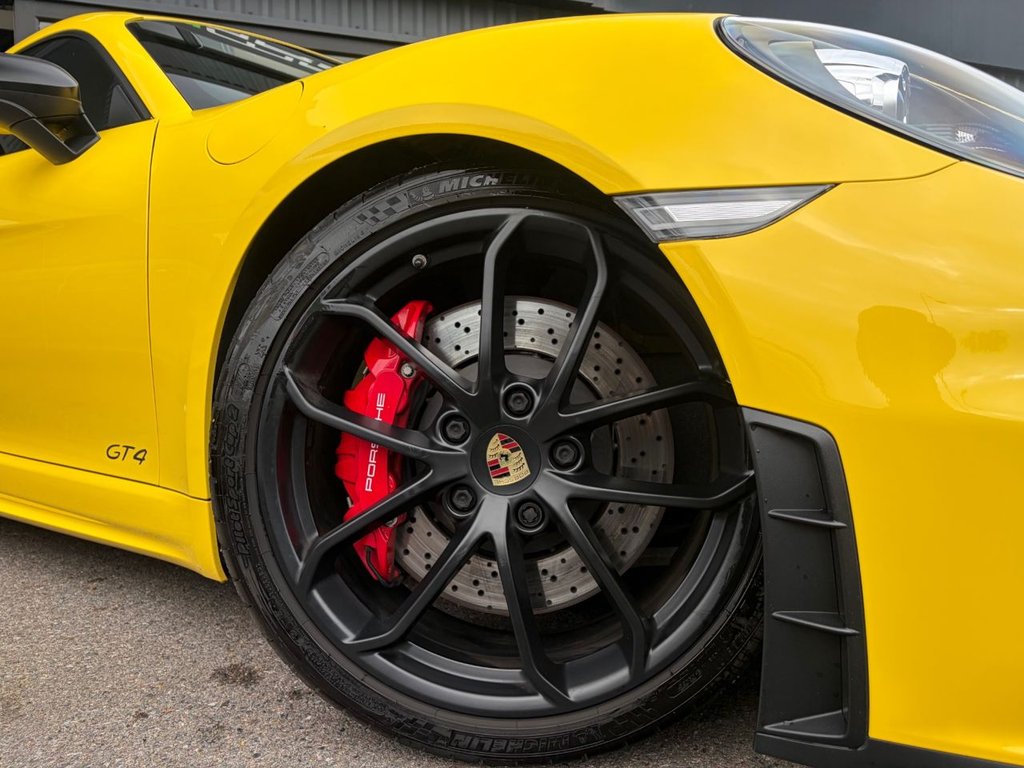 Used Porsche 718 Cayman 2021 for sale - 76280118: Photo 18