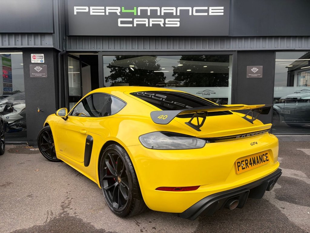 Used Porsche 718 Cayman 2021 for sale - 76280118: Photo 2