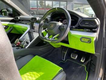Used Lamborghini Urus 2019 for sale - 73939169: Photo