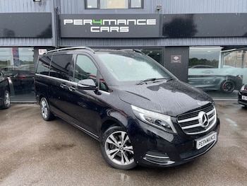 Used Mercedes-Benz V-Class 2018 for sale - 75653668: Photo