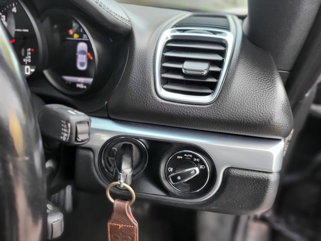 Used Porsche Cayman 2015 for sale - 76797827: Photo 24