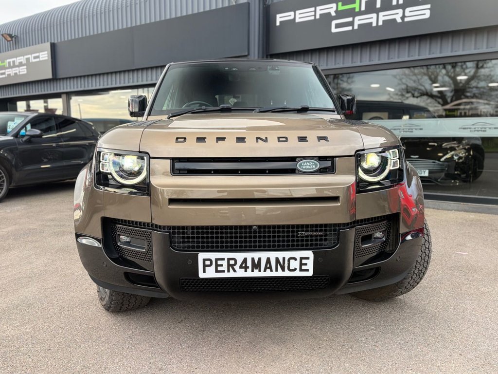 Used Land Rover Defender 2021 for sale - 78030394: Photo 11