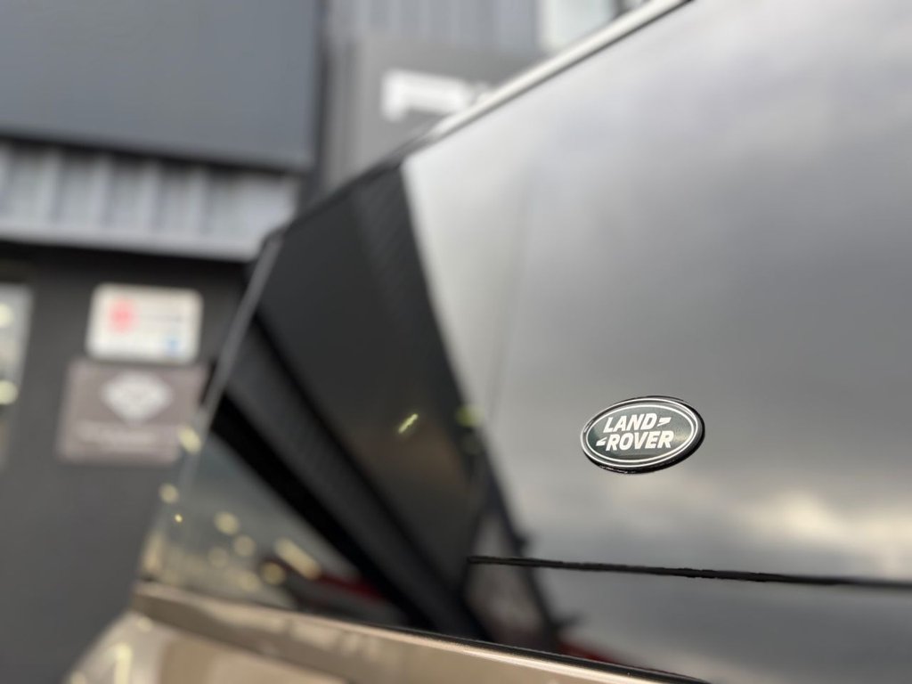 Used Land Rover Defender 2021 for sale - 78030394: Photo 26