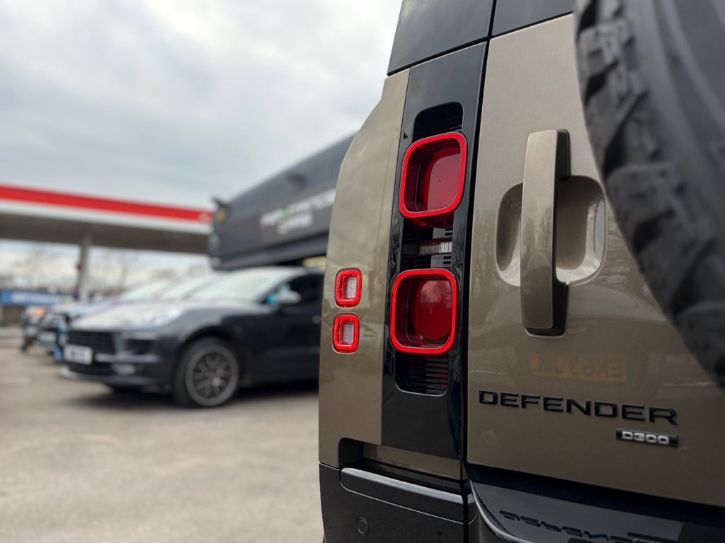 Used Land Rover Defender 2021 for sale - 78030394: Photo 29