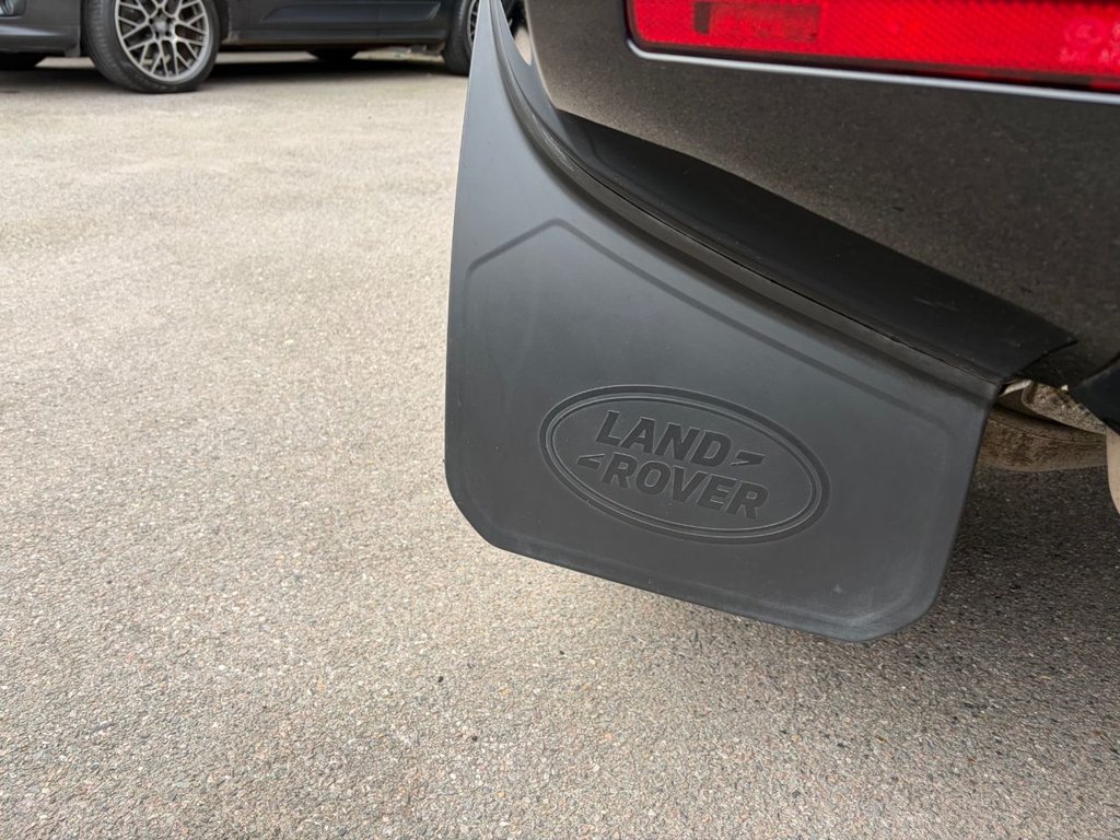 Used Land Rover Defender 2021 for sale - 78030394: Photo 32