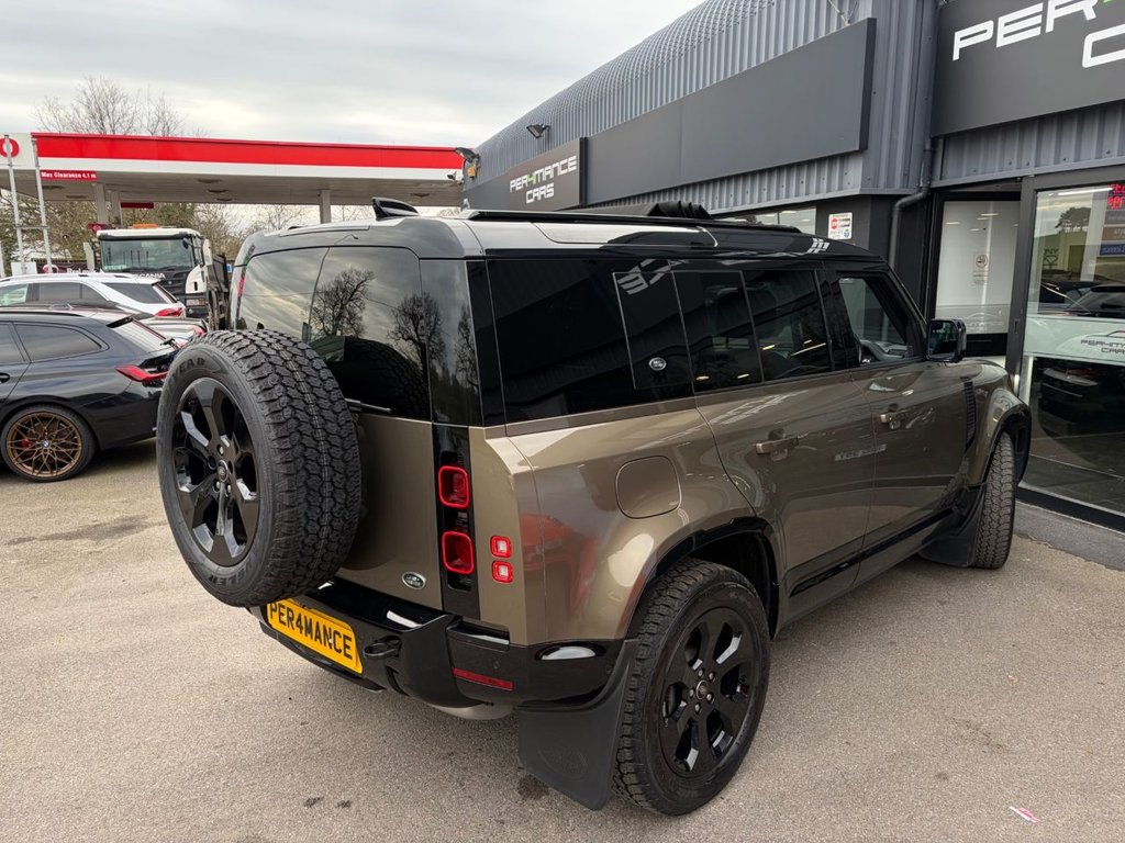 Used Land Rover Defender 2021 for sale - 78030394: Photo 35