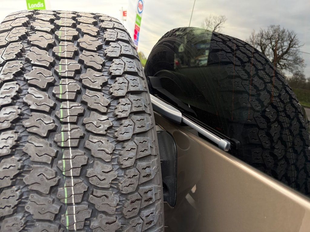 Used Land Rover Defender 2021 for sale - 78030394: Photo 36