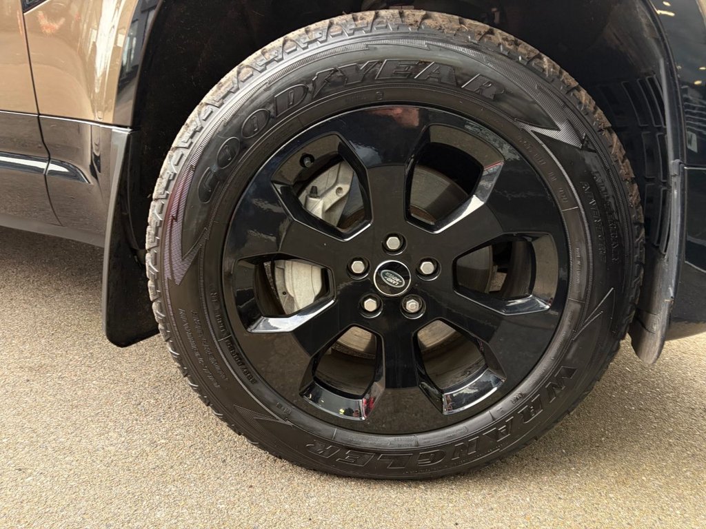 Used Land Rover Defender 2021 for sale - 78030394: Photo 41