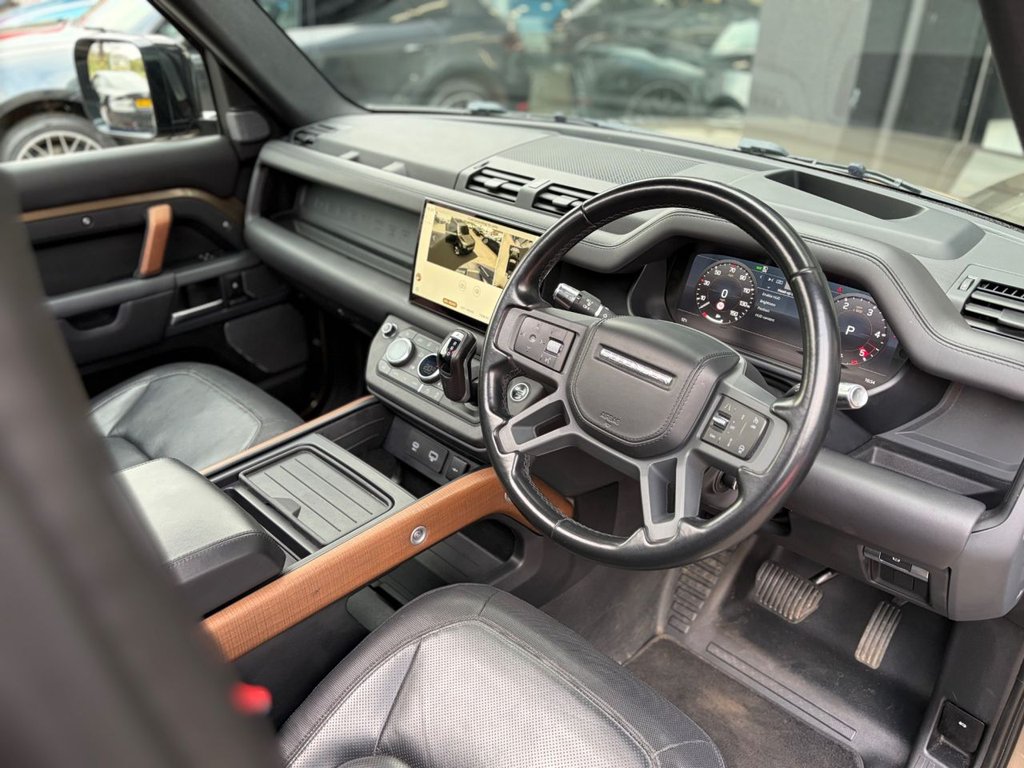Used Land Rover Defender 2021 for sale - 78030394: Photo 46