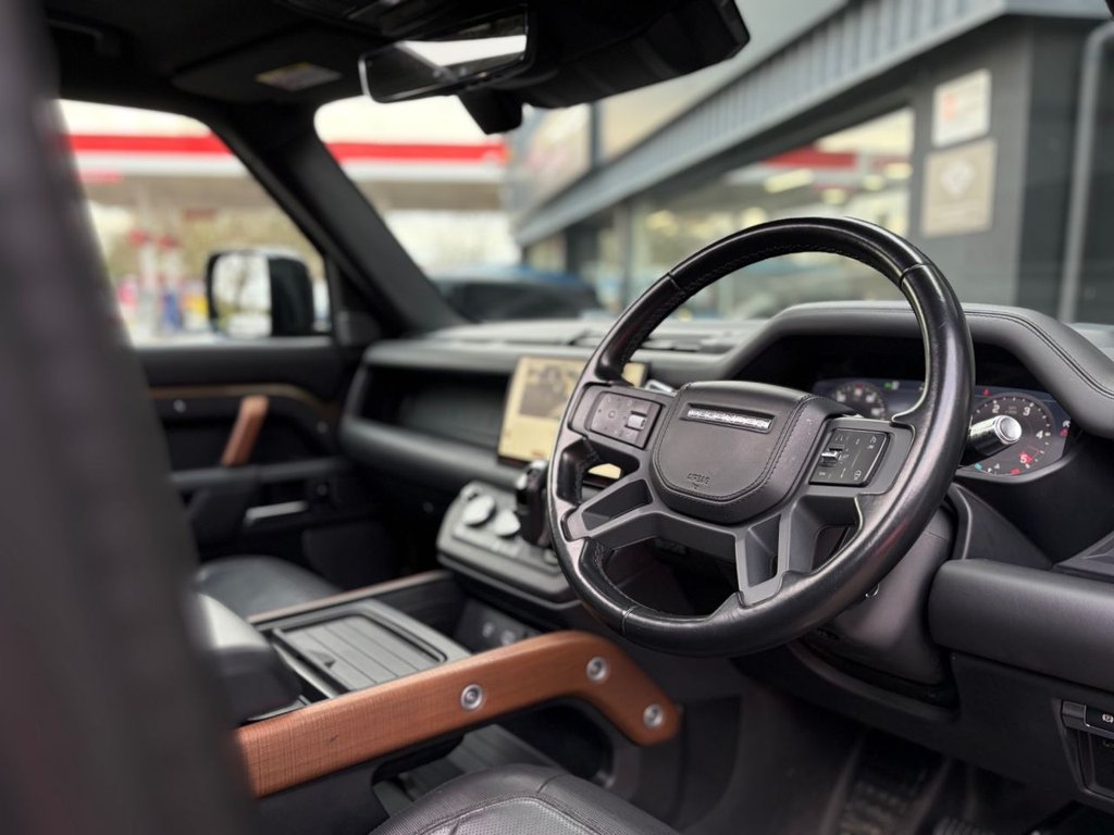 Used Land Rover Defender 2021 for sale - 78030394: Photo 47