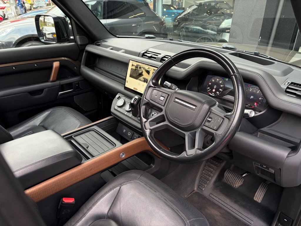 Used Land Rover Defender 2021 for sale - 78030394: Photo 5