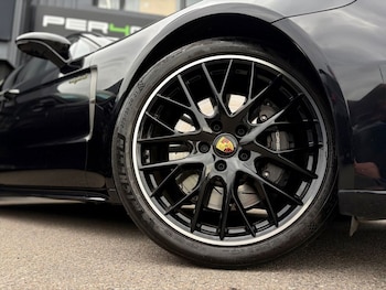 Used Porsche Panamera 2023 for sale - 78525097: Photo