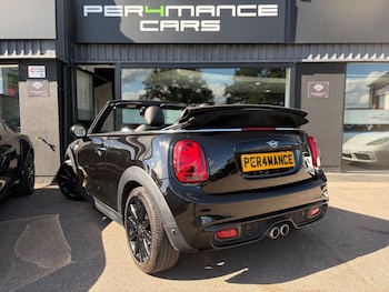 Used MINI Convertible 2019 for sale - 78749654: Photo
