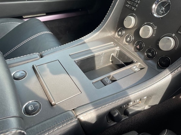 Used Aston Martin Vantage 2009 for sale - 75170943: Photo 15