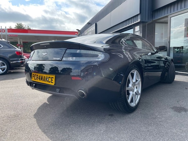 Used Aston Martin Vantage 2009 for sale - 75170943: Photo 27
